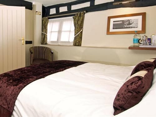 The Talbot Hotel 레드베리 외부 사진