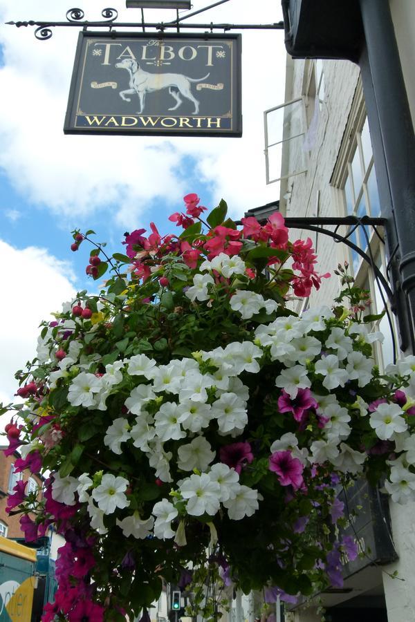 The Talbot Hotel 레드베리 외부 사진
