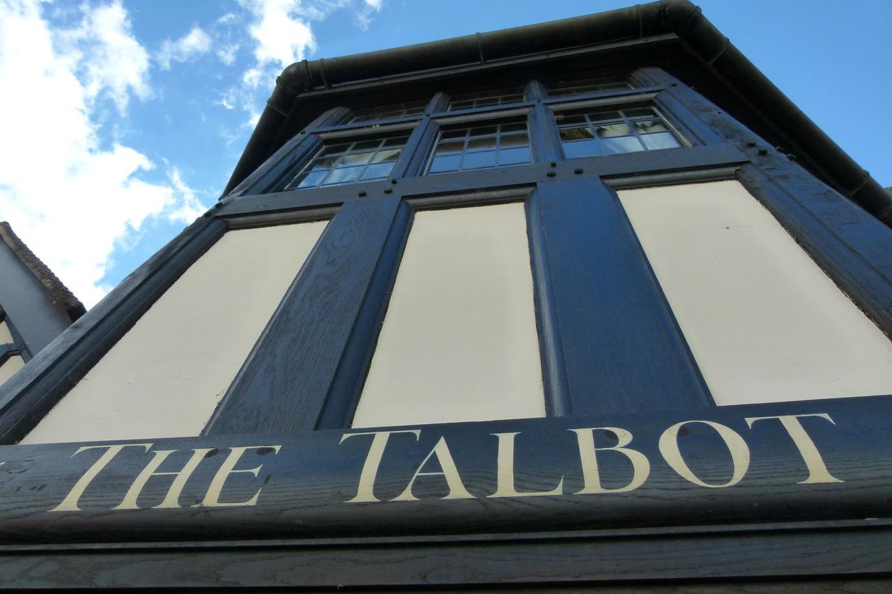 The Talbot Hotel 레드베리 외부 사진